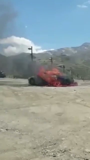 2024-chevy-corvette-e-ray-fails-hot-weather-testing-prototype-burns-to-a-crisp-in-spain-195013_1.jpg